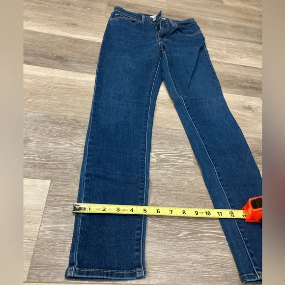 Levi’s Classic Blue Women's Jeans Denim Waist 27 - Picture 9 of 13